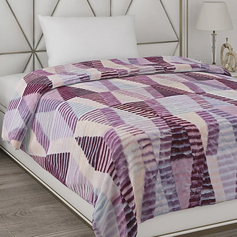 Monte Carlo Lavender Lattice Blanket - 553 GSM media 4