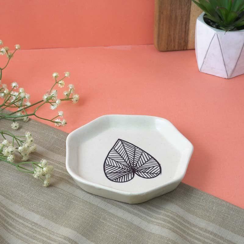 Doodle The Leaf Quarter Plate media 3