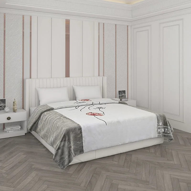 Monte Carlo Silken Serenity Blanket - 1000 GSM media 1