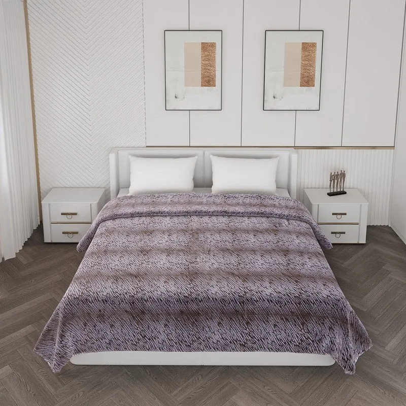 Monte Carlo Azure Dreamscape Blanket (Brown) - 850 GSM media 3