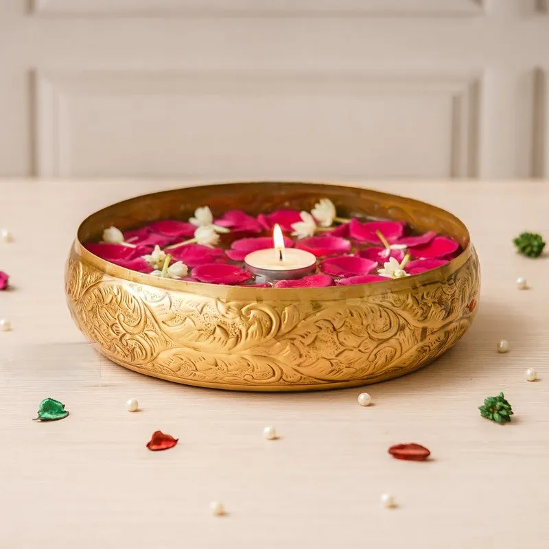Royal Etched Metal Urli - Gold media 3