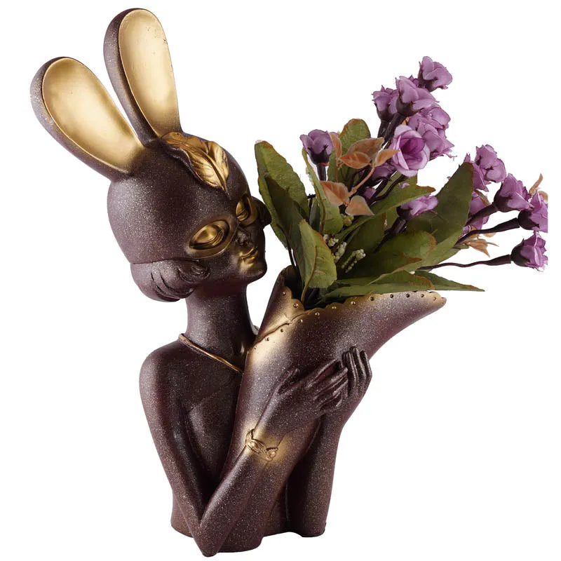 Thaisa Polyresin Vase - Coffee & Gold media 4
