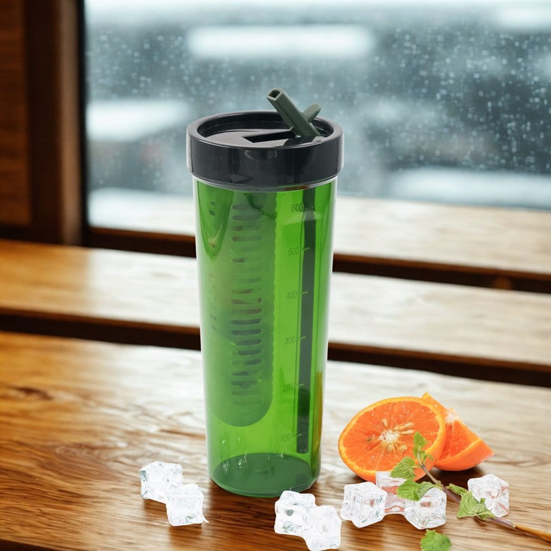 UrbanWave Sipper Water Bottle - 700 mL - 700 mL