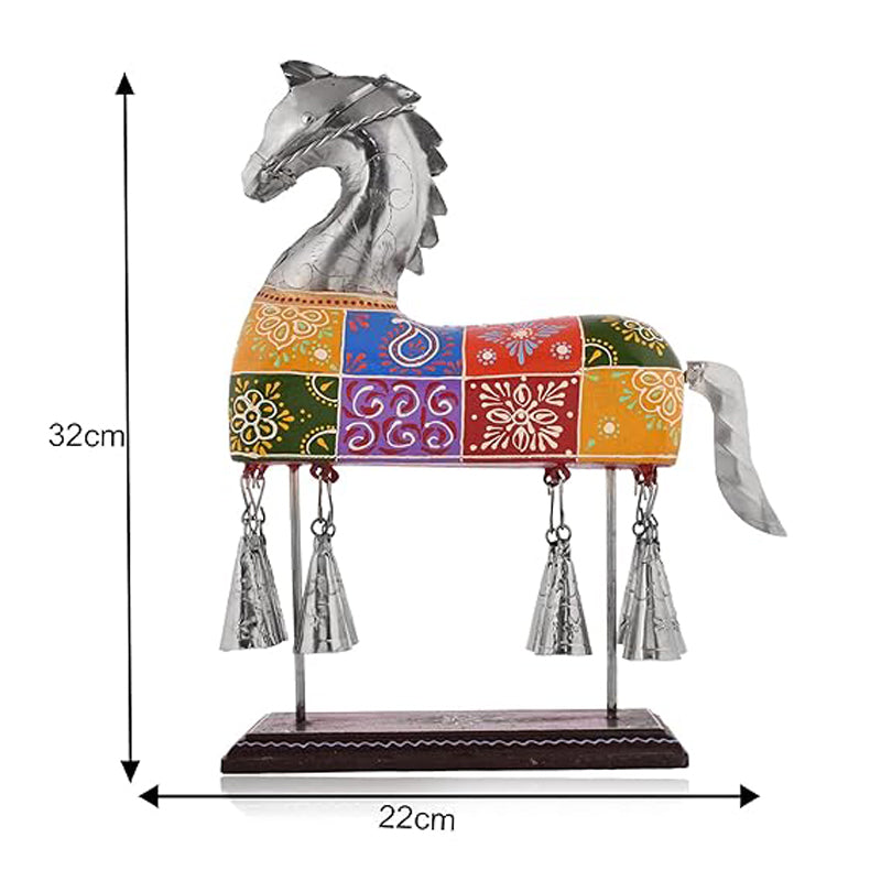 Painted Horse Showpiece media 6