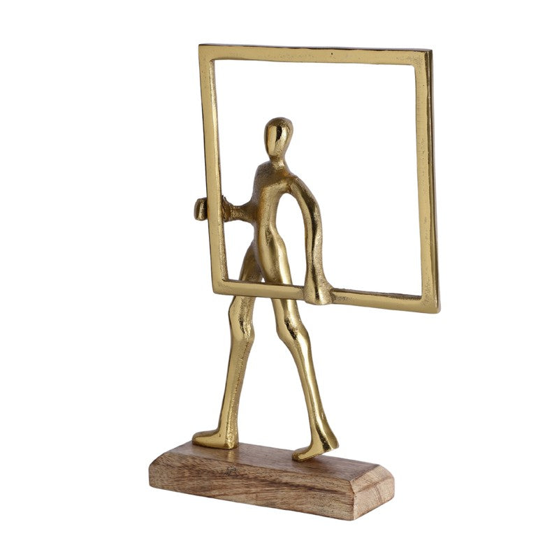 Frame of Vision Showpiece media 4