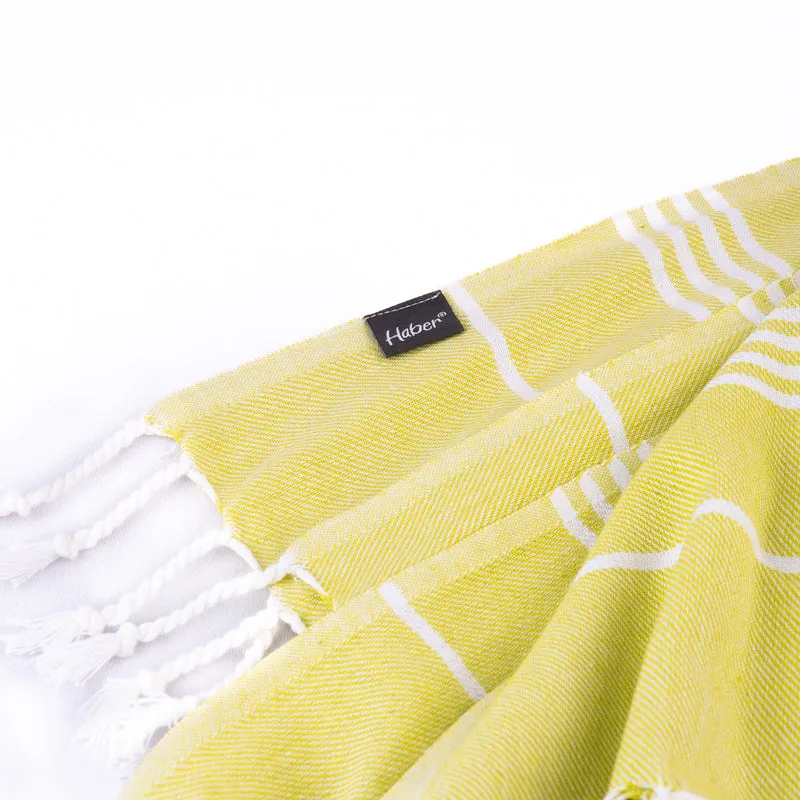 Luxe Linen Bath Towel - Pastel Green media 5