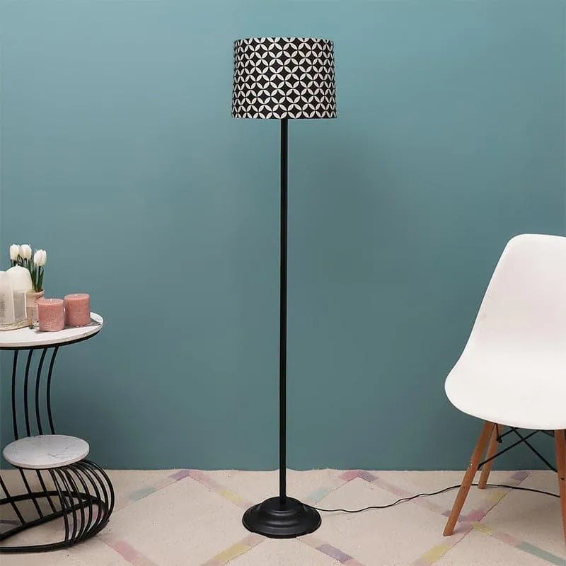 Tatania Bergo Floor Lamp media 4