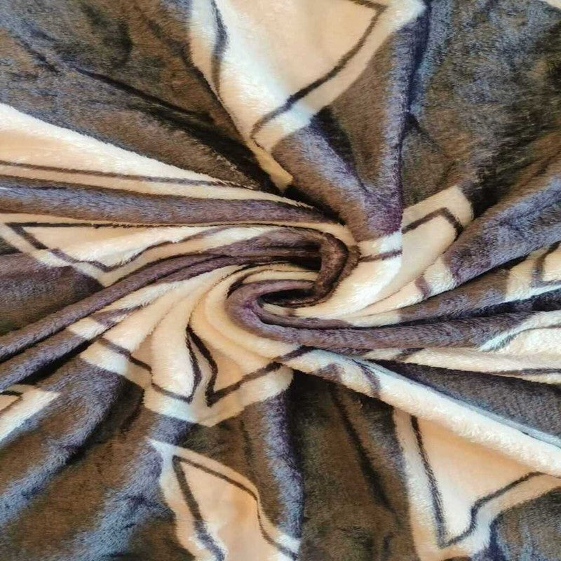 Triyra Geometric Woolen Blanket (Brown) - 210 GSM media 5