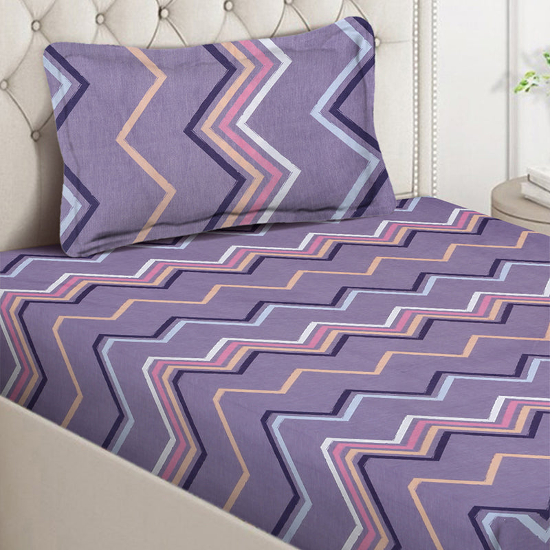 Zig-Zag Nights Geometric Bedsheet - 130 GSM media 4