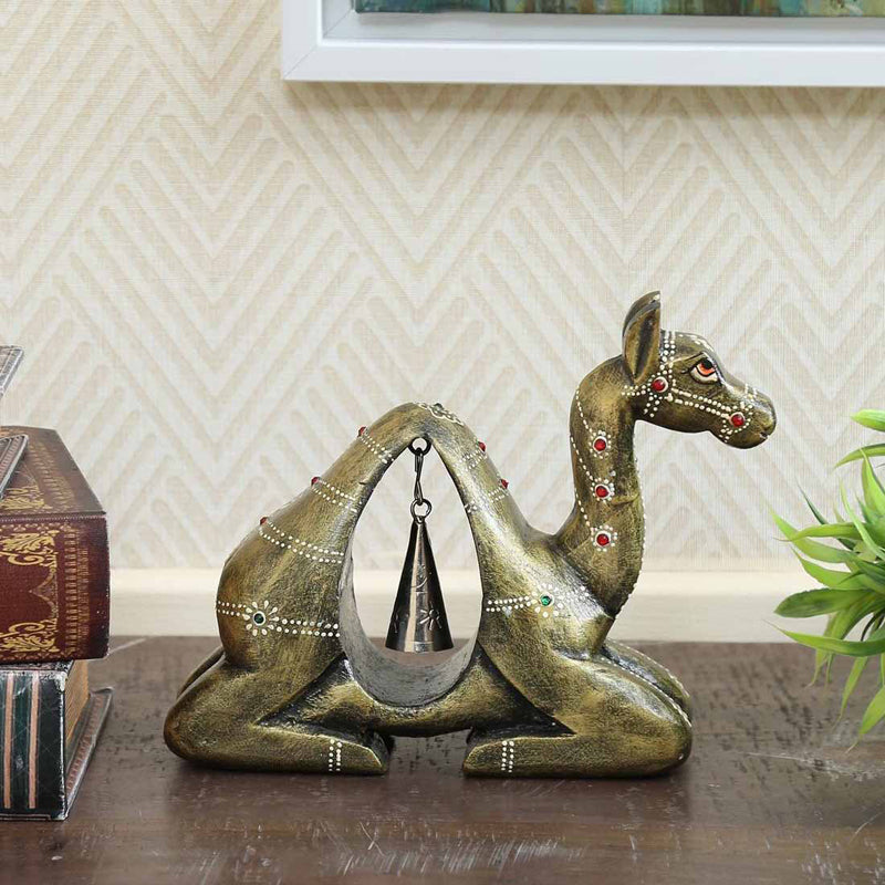 Resting Camel Showpiece