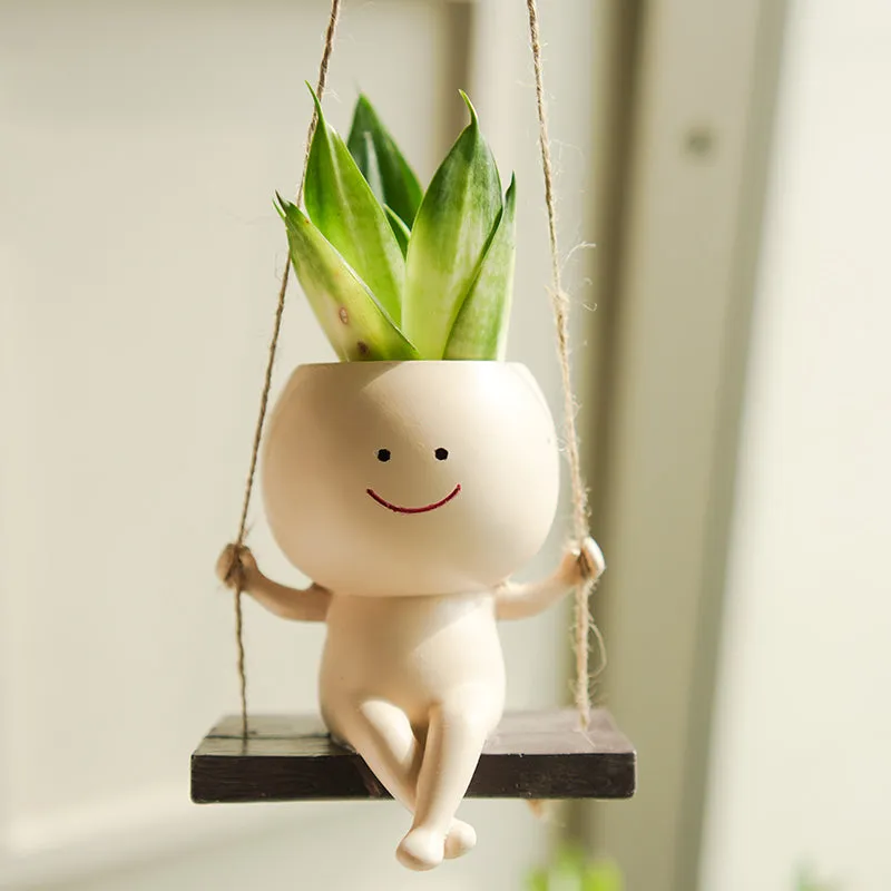 Swing n Grow Resin Planter media 3
