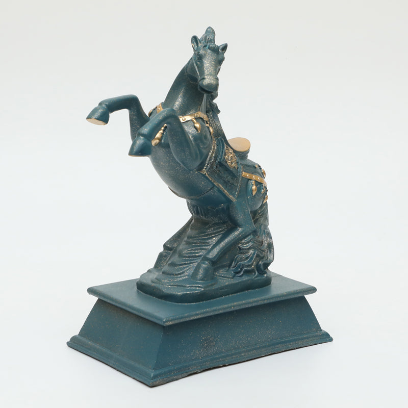 Untamed Stallion Showpiece media 4