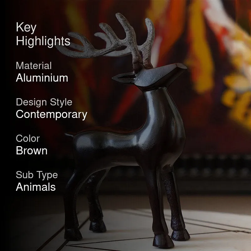 Estrella North Pole Deer Showpiece media 2