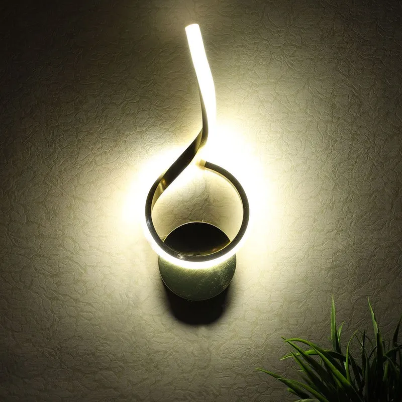 Coryra Iron Wall Lamp media 6
