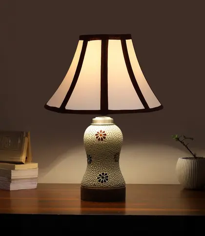 Cotton · Glass · Wood