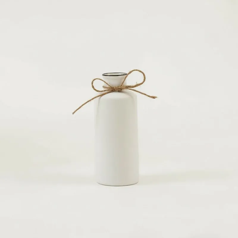 Solvia Minimal Cylindrical Ceramic Vase - White media 3