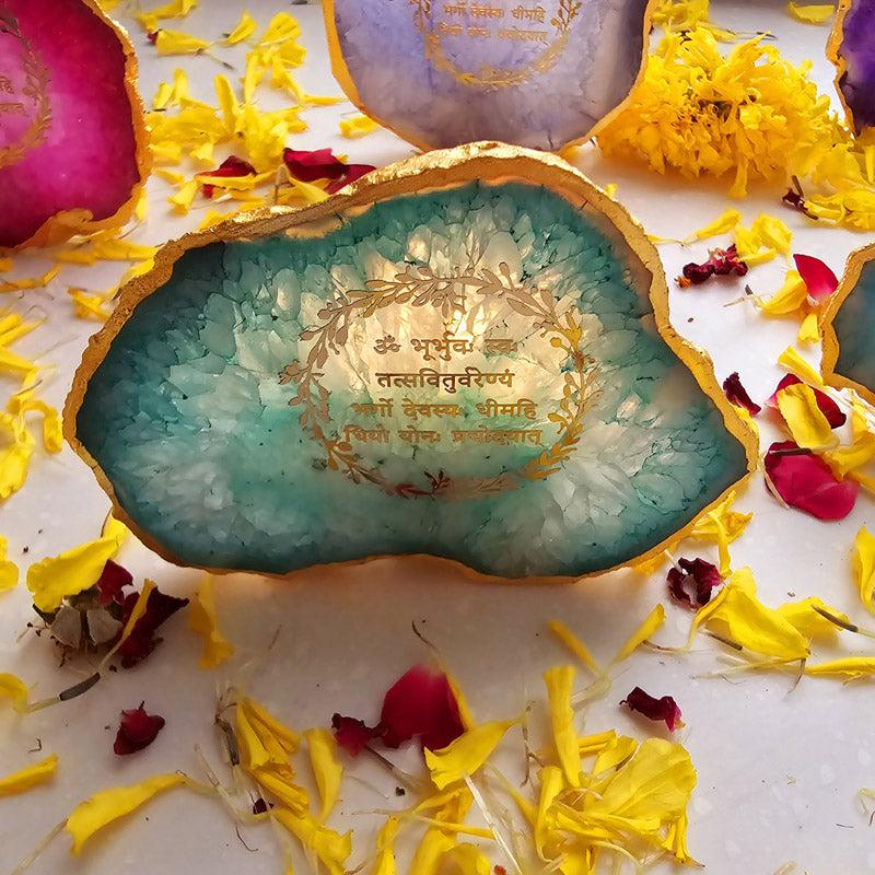 Festive Gayatri Mantra Agate Tealight Candle Holder - Green image 3
