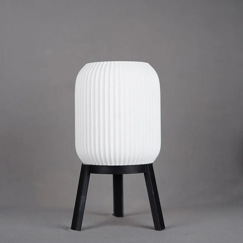 Sustain Aura 3D Printed Table Lamp - White,Black media 5