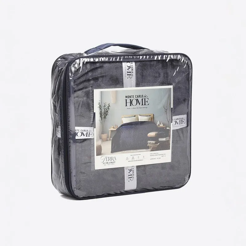 Monte Carlo Warmora Geometric Print Polyester Blanket (Navy Blue) - 210 GSM media 7