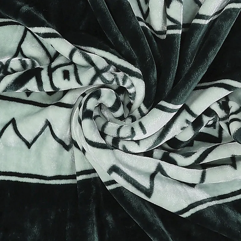 Monte Carlo Mystic Echo Blanket - 540 GSM media 5