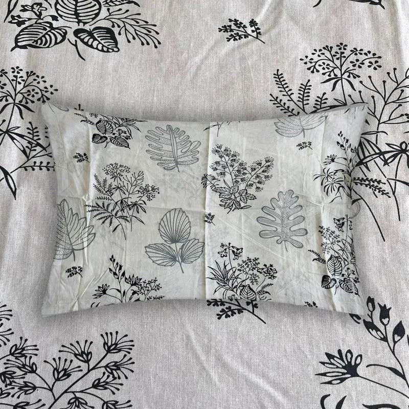 Bloom Veil Cotton Bedsheets (Black) - 400 TC media 3