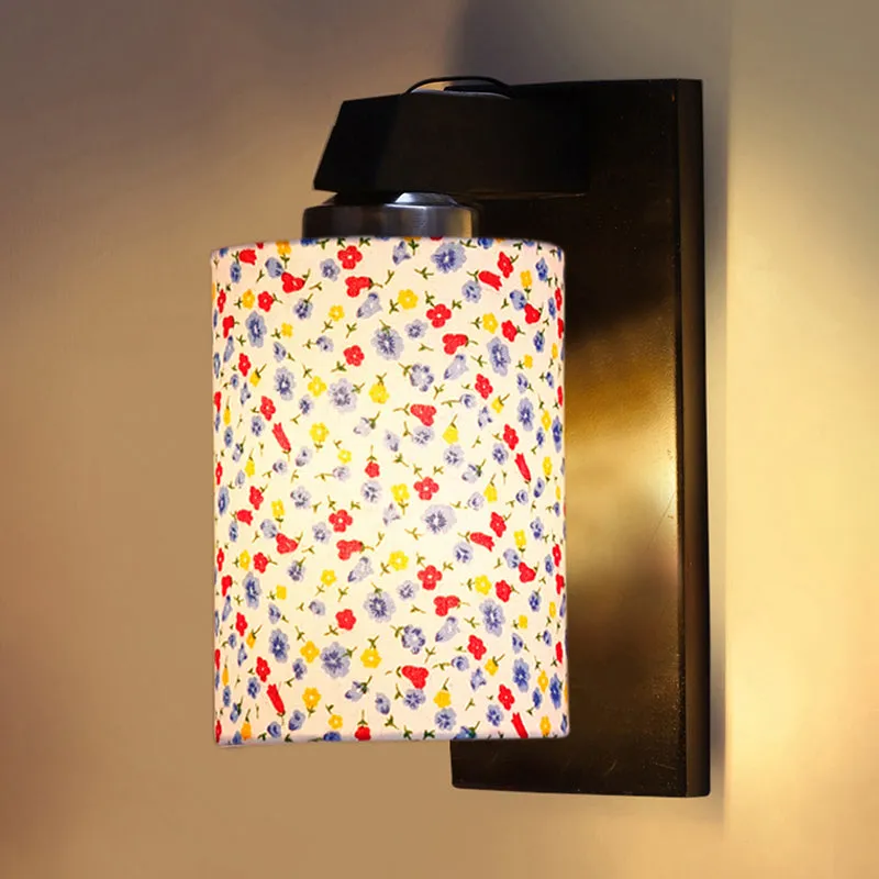 Eyrie Tiny Fleur Wooden Wall Lamp media 5