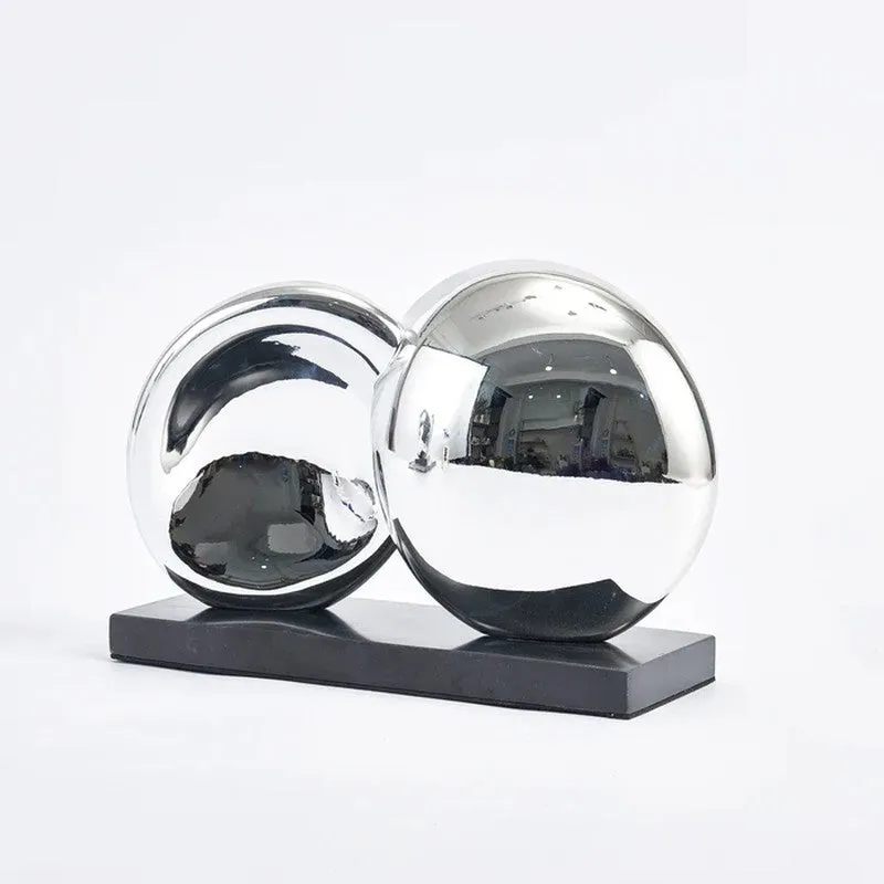 Metallis Sphere Showpiece media 5