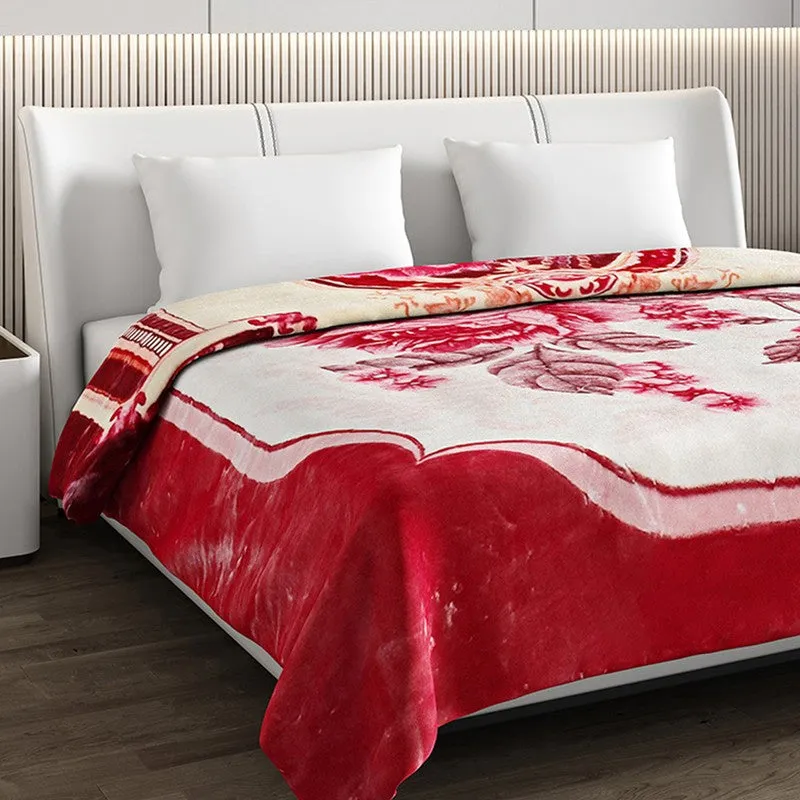 Monte Carlo Crimson Elegance Blanket - 800 GSM media 5