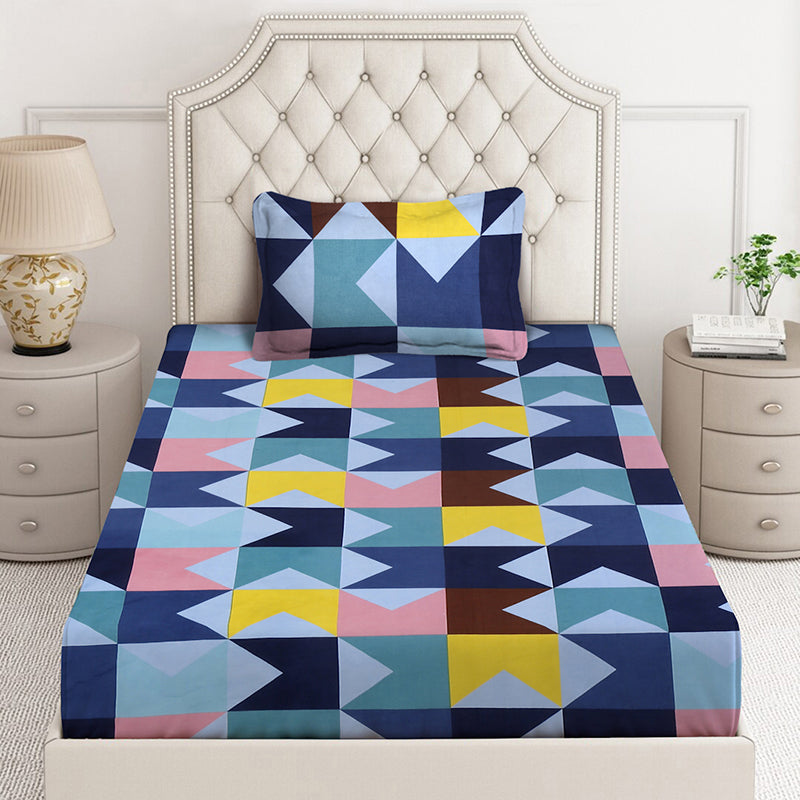 Penant Dreams Geometric Bedsheet - 130 GSM media 3