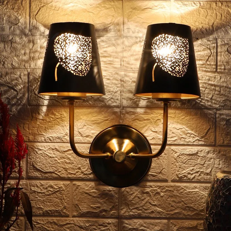 AuraCut Leaf Duo Metal Wall Lamp media 4