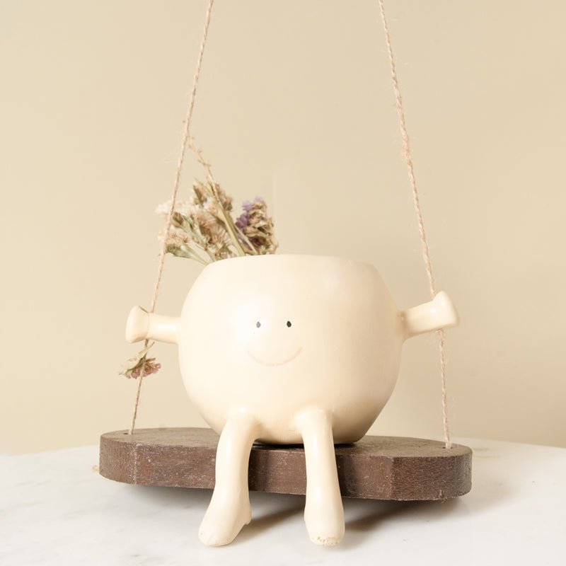 Humpty Face Hanging Planter media 4