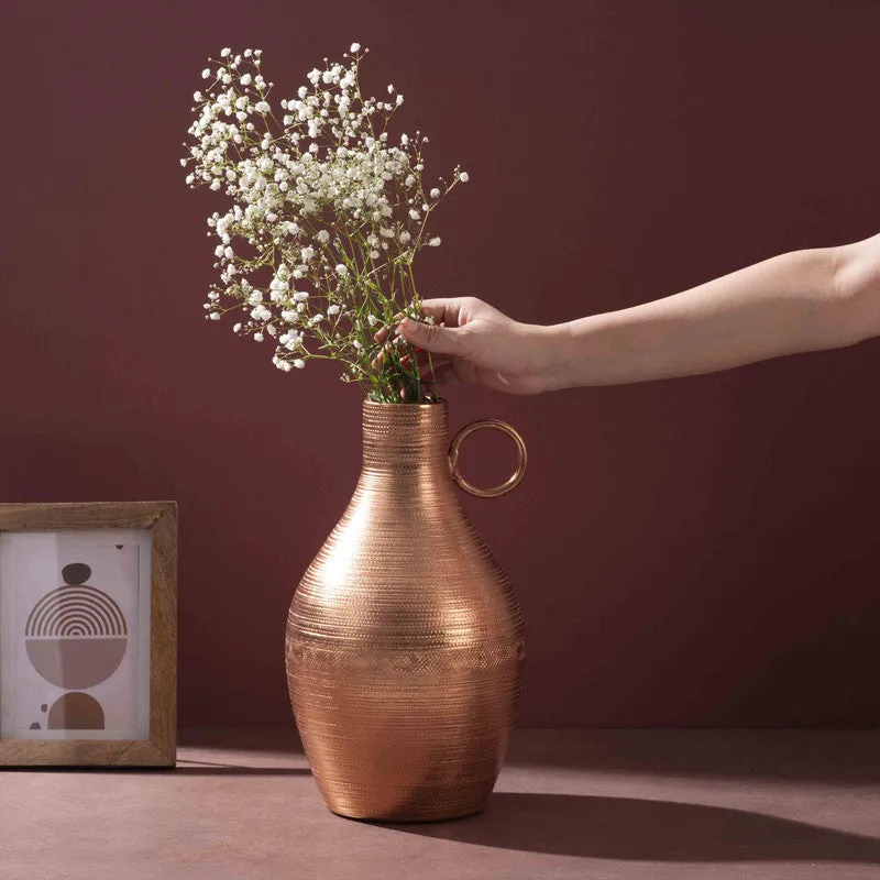 Antiqua IV Iron Vase media 3