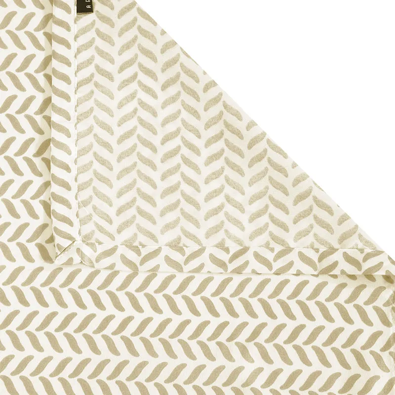 Vanta Table Cover media 6