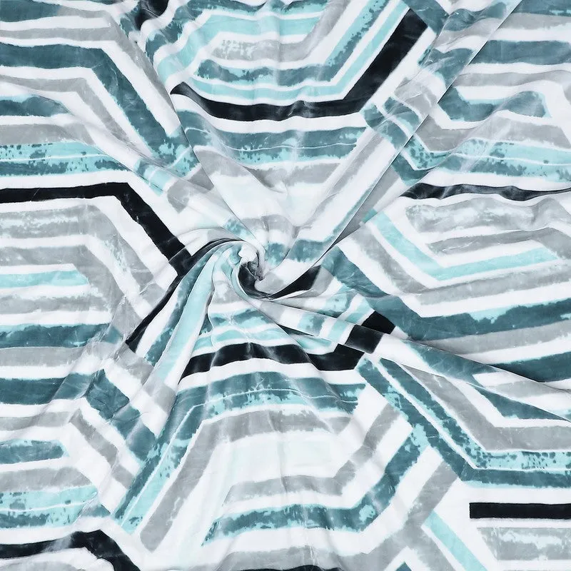 Monte Carlo Ocean Mirage Blanket - 1000 GSM media 7