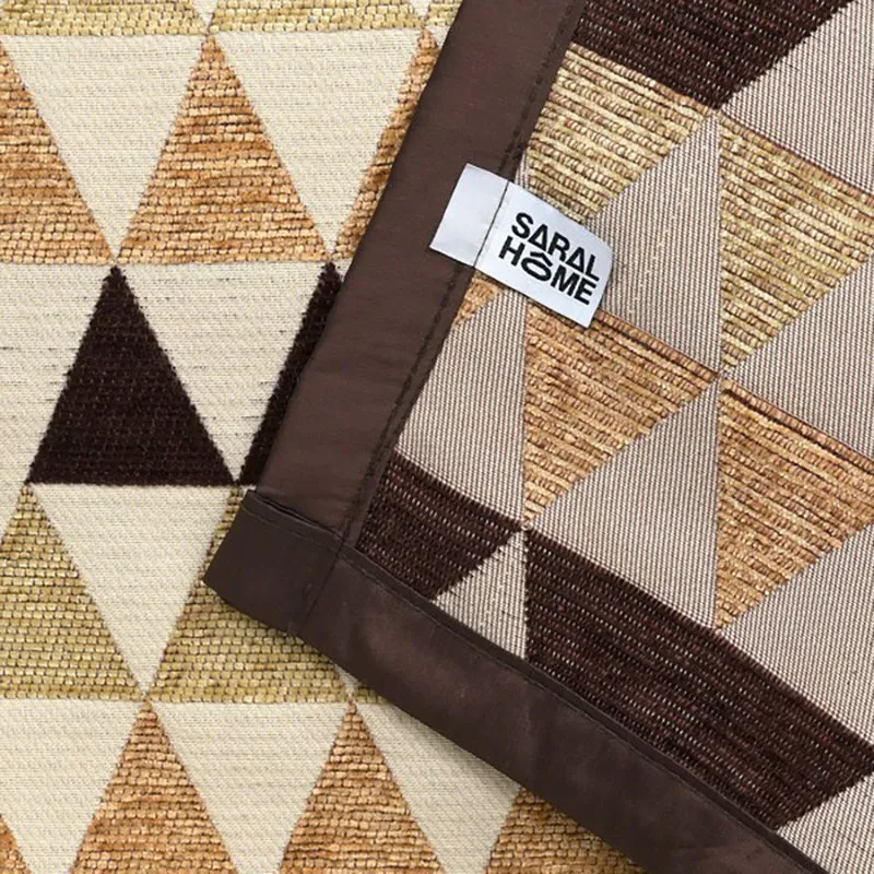 Prism Pattern Throw - Beige media 4