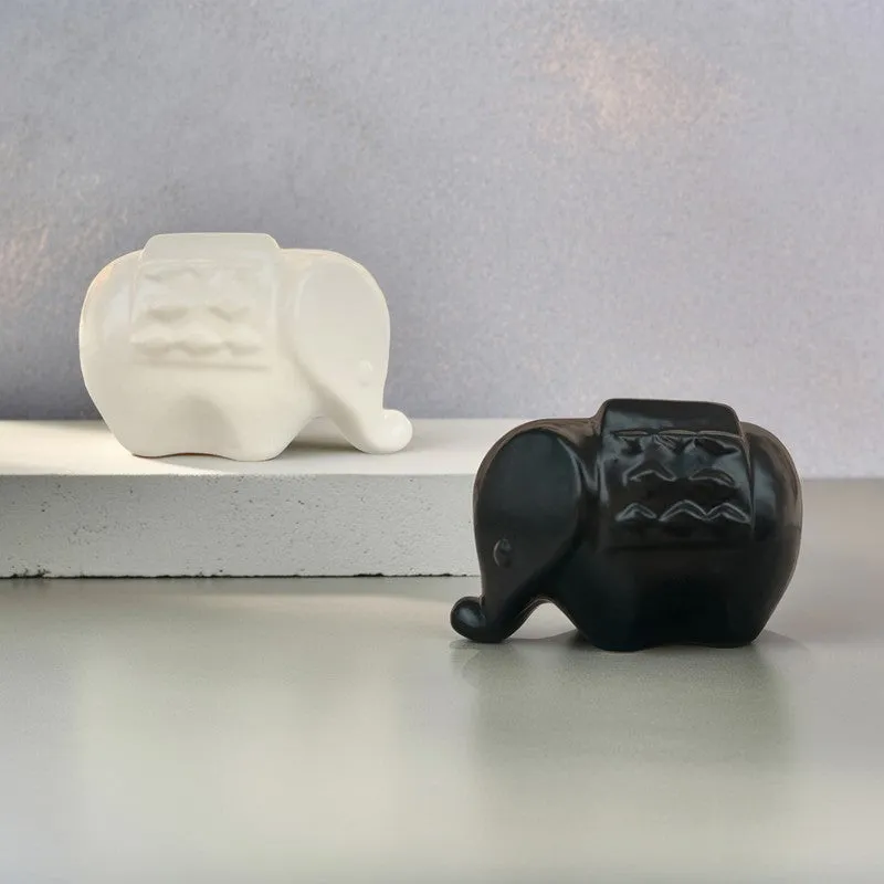 Dual Elephant Ceramic Salt & Pepper Bottles - Set Of Two media 3