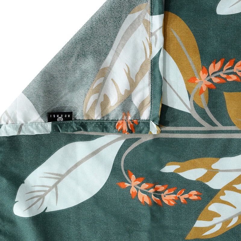Nadira Table Cover media 5