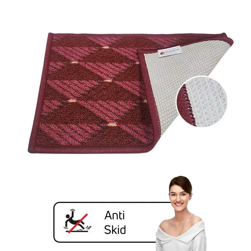 Quro Geometric Nylon Door Mats - Red media 7