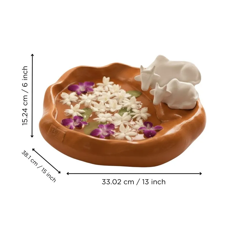 Sacred Cow Resin Urli - Orange media 5