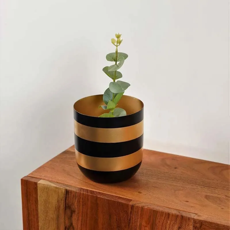 Synchrona Ribbed Table Planter media 6