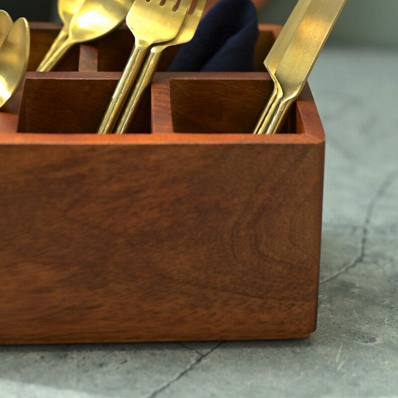 Hasse Wooden Cutlery Holder media 6