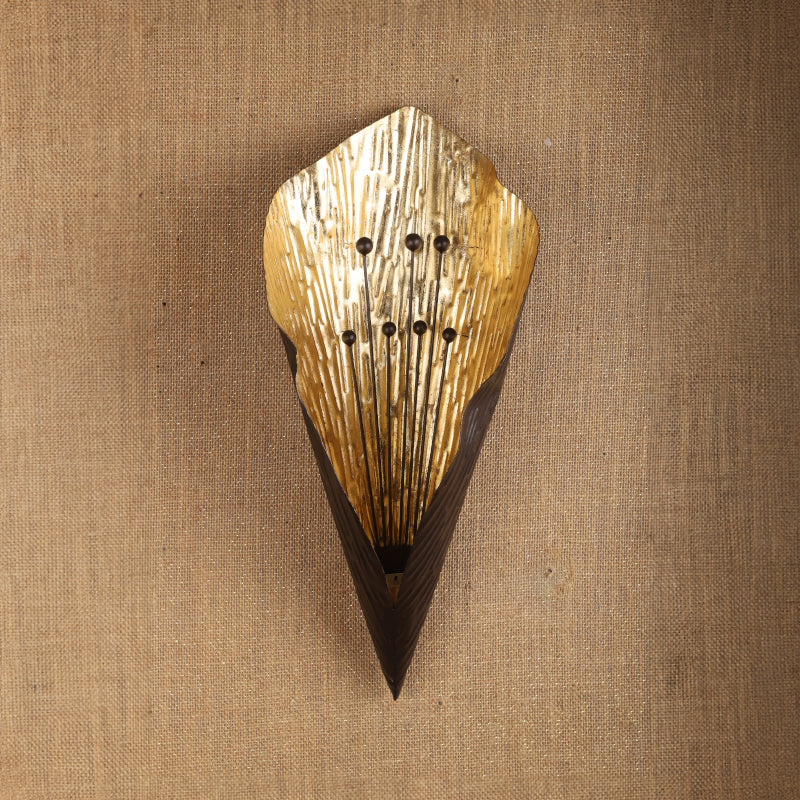 Tulip Touch Wall Candle Holder - Gold