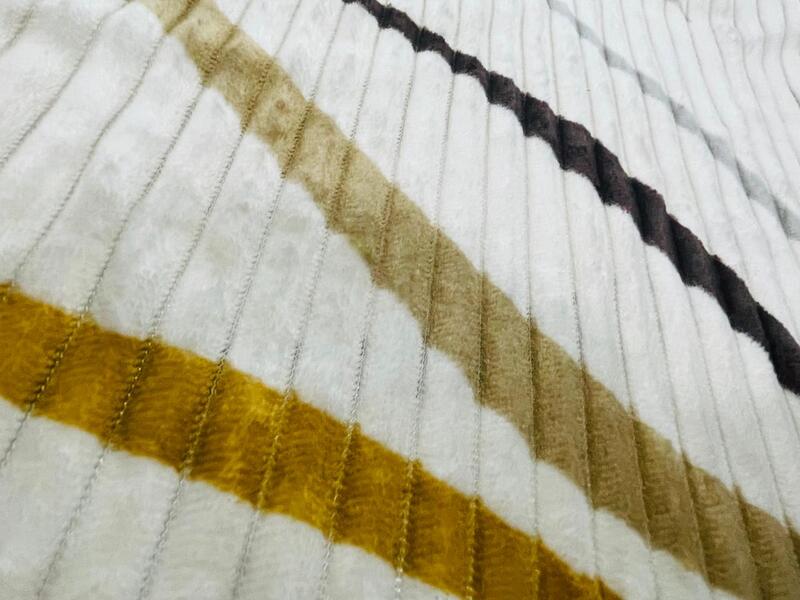 Vadronia Wave Cotton Flannel Bedsheet - 190 GSM media 3