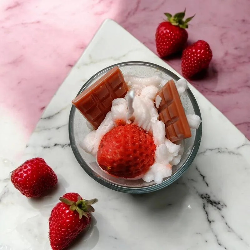 Berry Dreams Strawberry & Chocolate Scented Soy Wax Candle media 6
