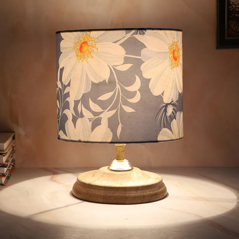 Daisy Blooms Pebble Printed Mango Wood Table Lamp - White,Blue,Brown media 4