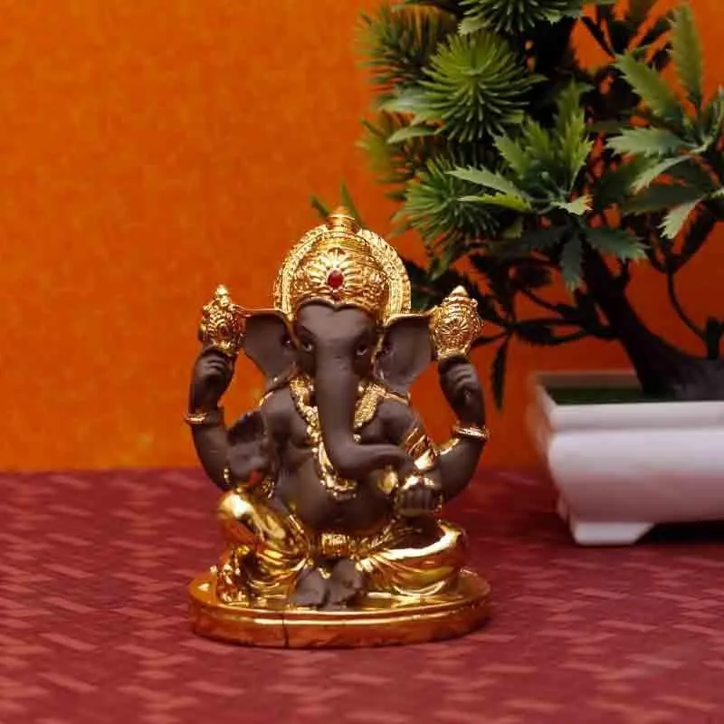 Crowned Vignaharta Statue media 1