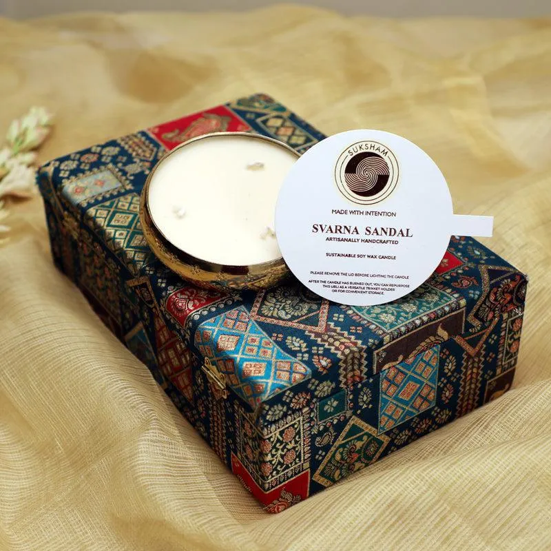 Enchanta Sandalwood Scented Candle media 1