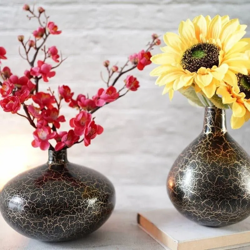 Iyana Metal Vase - Big media 1