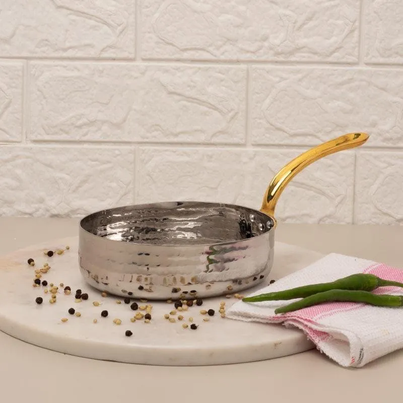 Vintage Allure Hammered Oval Serving Pan - 500 ML media 1
