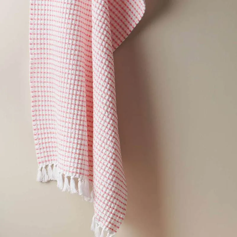 Alyss Waffle Bath Towel - Peach media 3